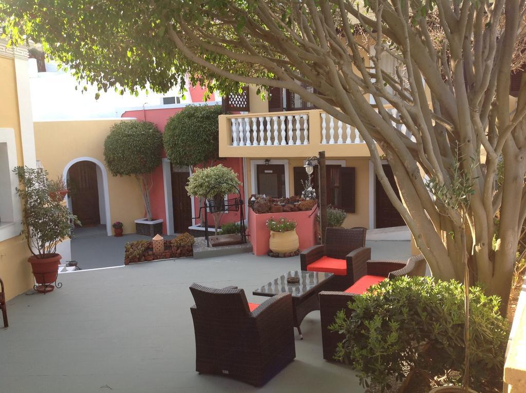 Hotel Pansion Zaharoula Fira  Exterior foto