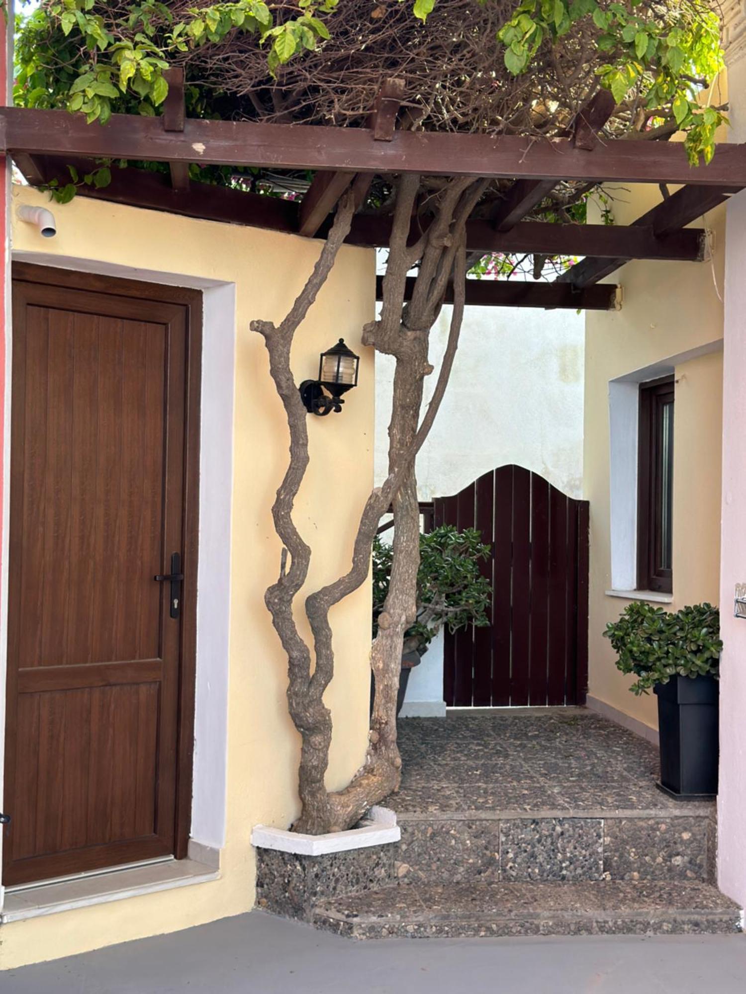 Hotel Pansion Zaharoula Fira  Exterior foto